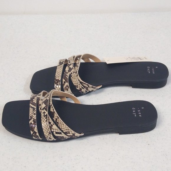 A New Day Sandals Snakeskin Size 6.5 Women Embossed Strappy Slide On Sandal NWT - Picture 3 of 7